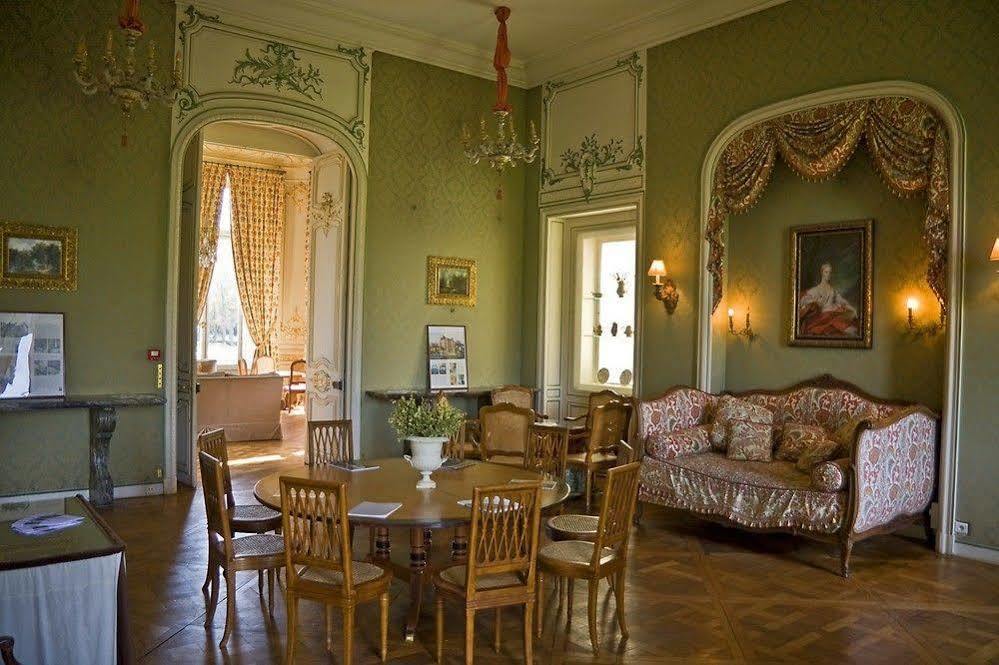 Chateau Du Marechal De Saxe Yerres Exterior photo